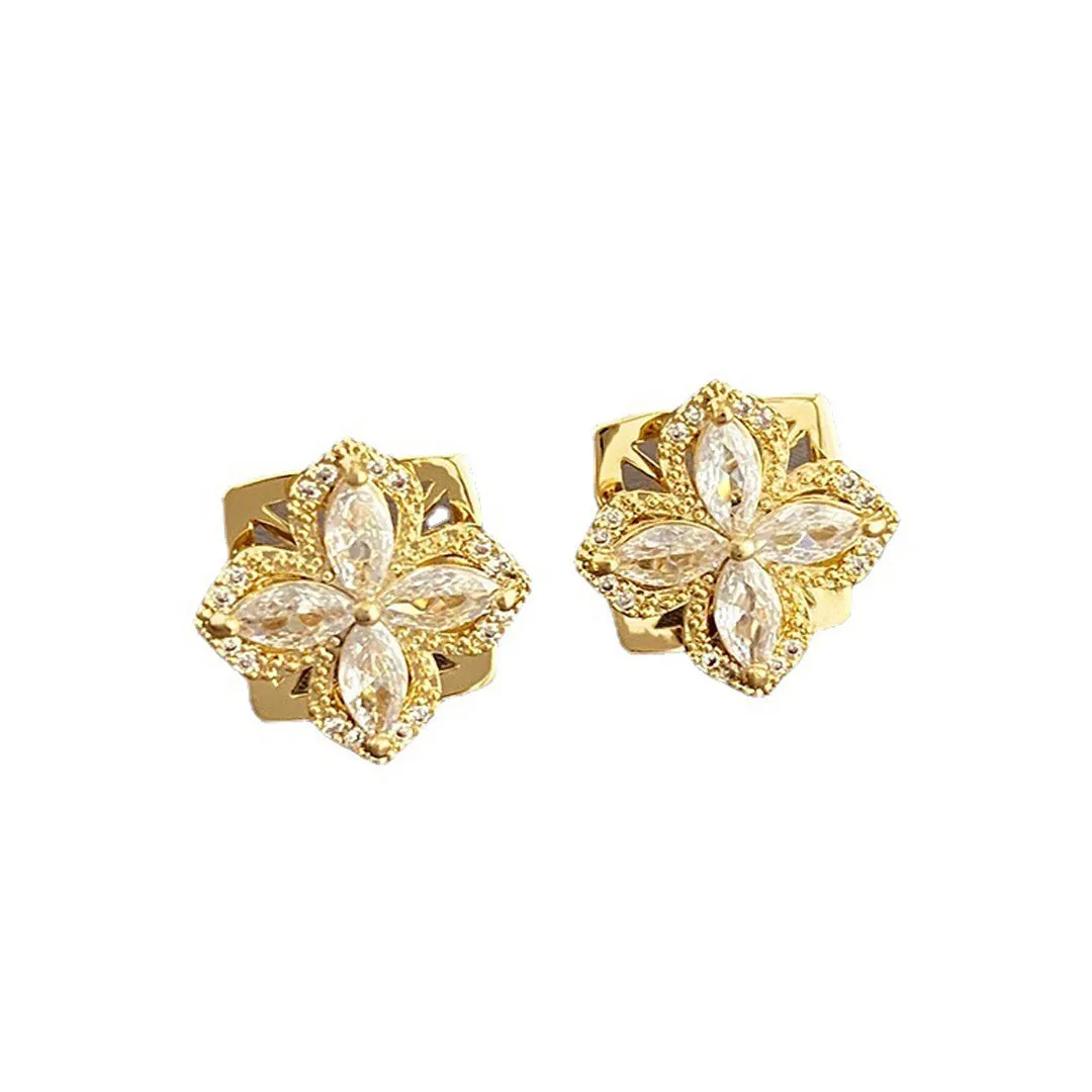 Rotatable Four-Leaf Clover Earrings – Elegant Good Luck Charm with Fashionable Design