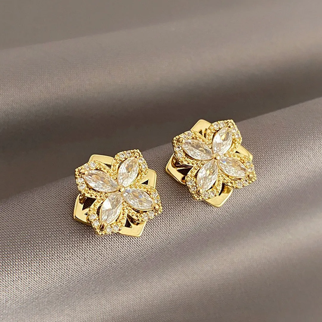 Rotatable Four-Leaf Clover Earrings – Elegant Good Luck Charm with Fashionable Design