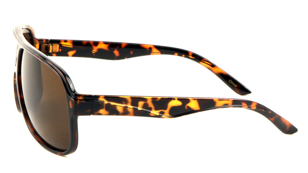 Timeless Full Plate Sunglasses - Stylish and Versatile Accessory for All Occasions